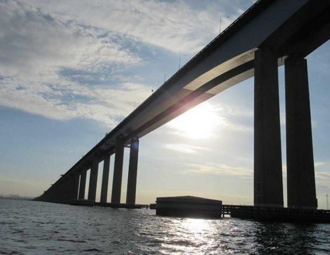 Recorrido por la Bahía Guanabara en Catamaran en Río de Janeiro