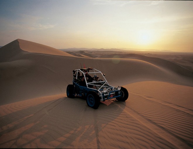 Sandboard Ica Desert