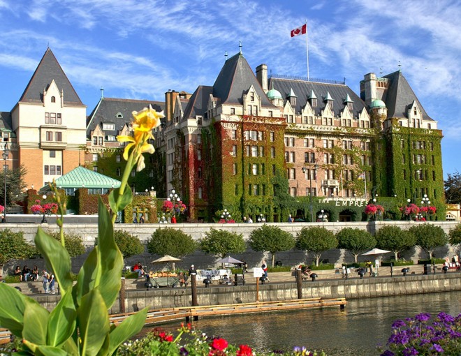Victoria and the Butchart Gardens Tour