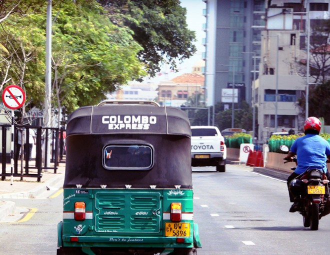 Colombo by Tuk Tuk in English