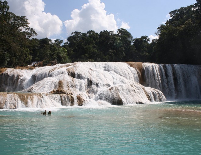 Agua Azul, Misolha and Palenque Archeologic Zone - In Spanish