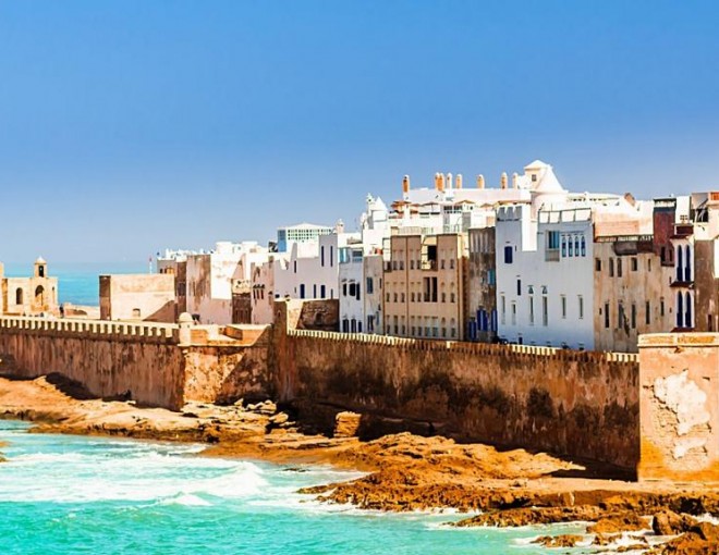 1 Day: Surf Trip from Marrakech to Essaouira Waves - Private and Luxury
