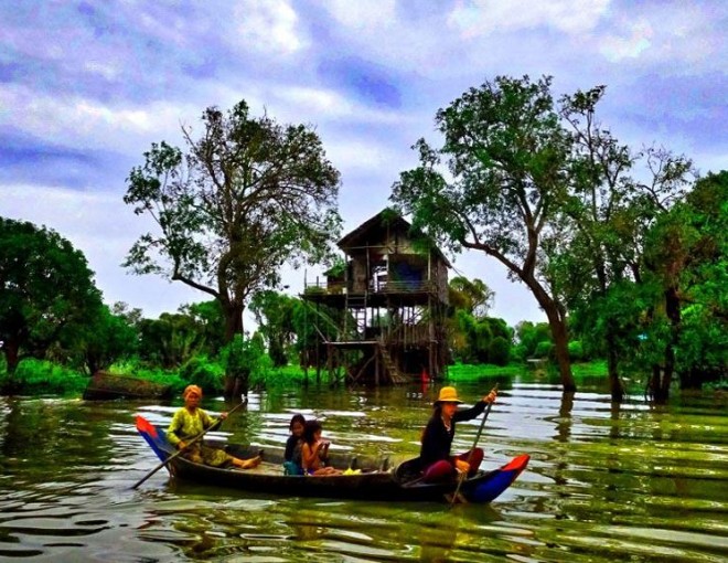 Half day Kampong Phluk floating villages in Siem Reap