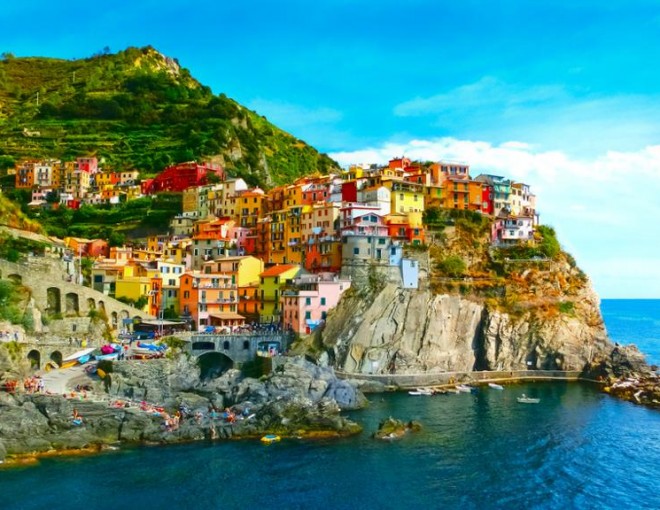 Le Cinque Terre: the Gems of the Italian Riviera from La Spezia Port