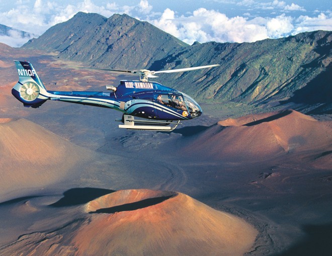 Tour en helicóptero en la Isla Grande con Blue Hawaiian