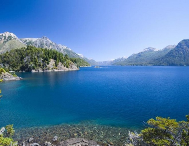 San Martín de los Andes by the 7 Lakes Route