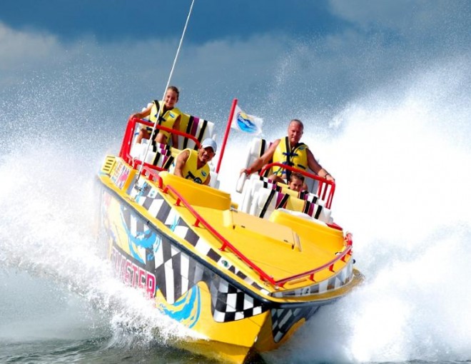 Aquatwister, Super Speedboat en Laguna