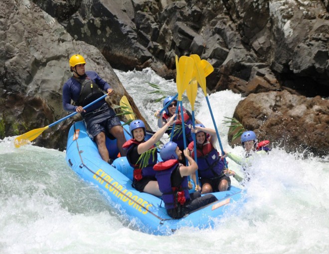 W.W. Rafting clase IV Pacuare